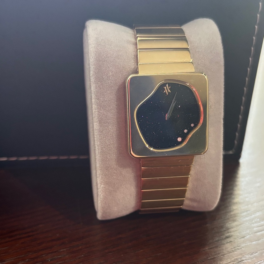 VANNA Astra Squiggle Watch
